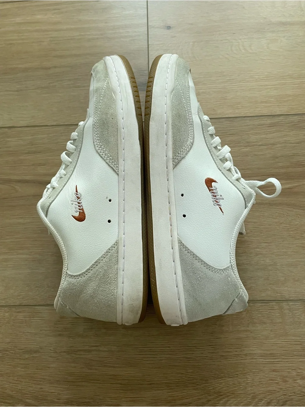 Nike Court Vintage Premium Men’s 11.5 White Low-Top Sneakers #0165